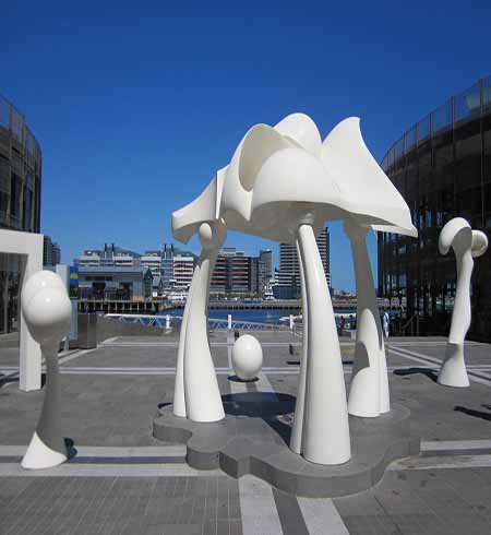 泡沫雕塑防護(hù)聚脲(圖1) 泡沫雕塑防護(hù)聚脲噴涂案例